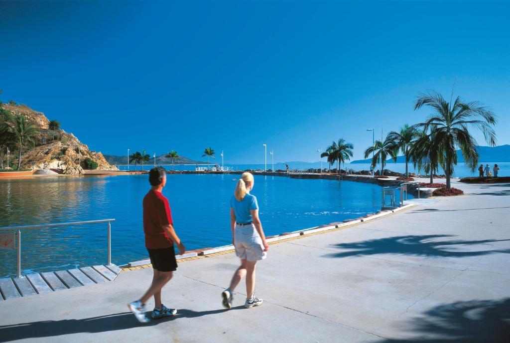 Cedar Lodge Motel Townsville Ngoại thất bức ảnh